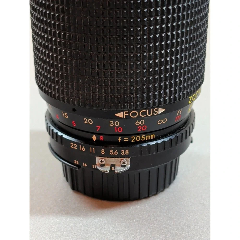 Unitak MC Auto Zoom 80-205mm f4.5 Lens Pentax K Mount Vintage Manual Focus Japan